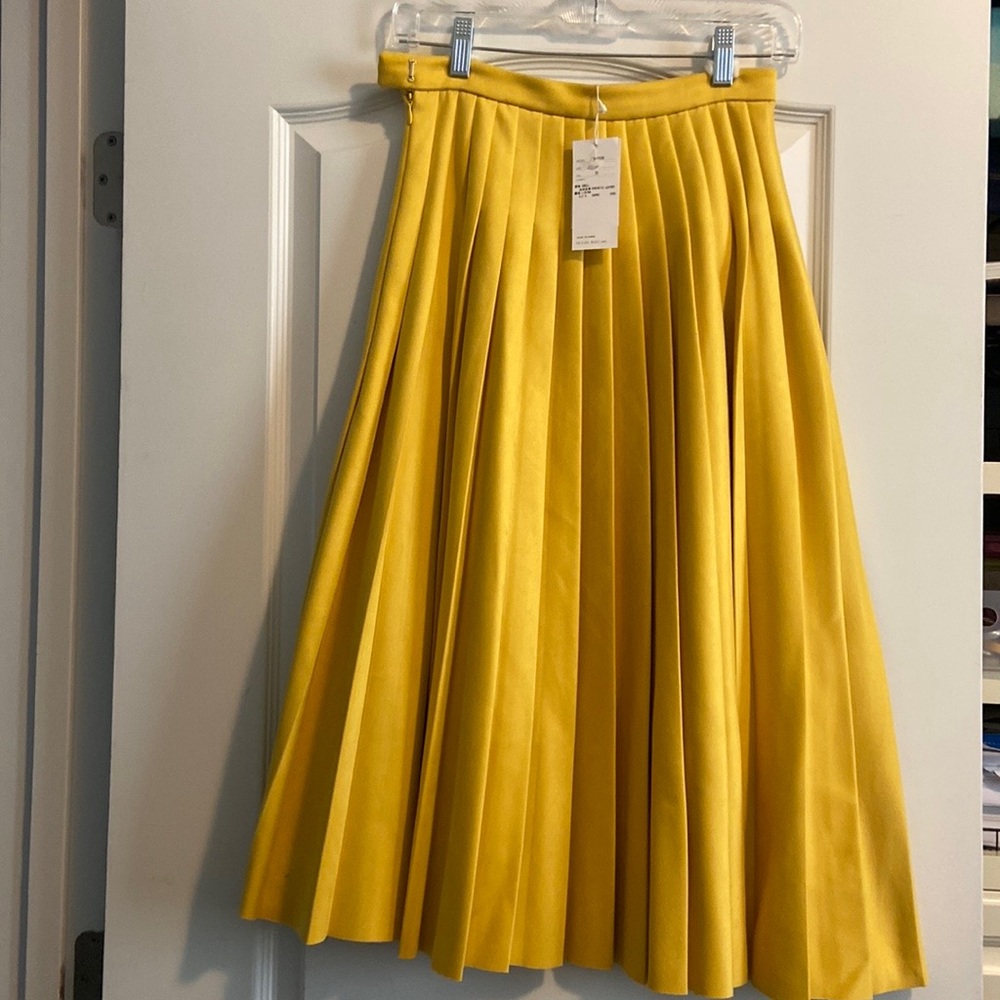 A line skirt